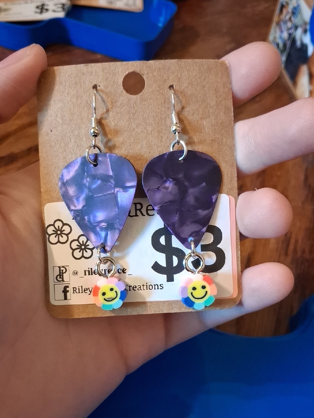 Guitar Pick Earrings!!
